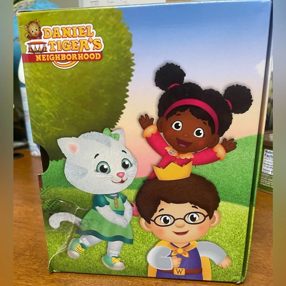 Daniel Tiger's Story Box - 10 Great Storybooks Inside Hardcover.